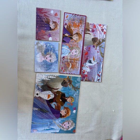 16 Wooden Jigsaw Puzzles including Frozen, Disney Princesses, Incredible - Picture 2 of 5